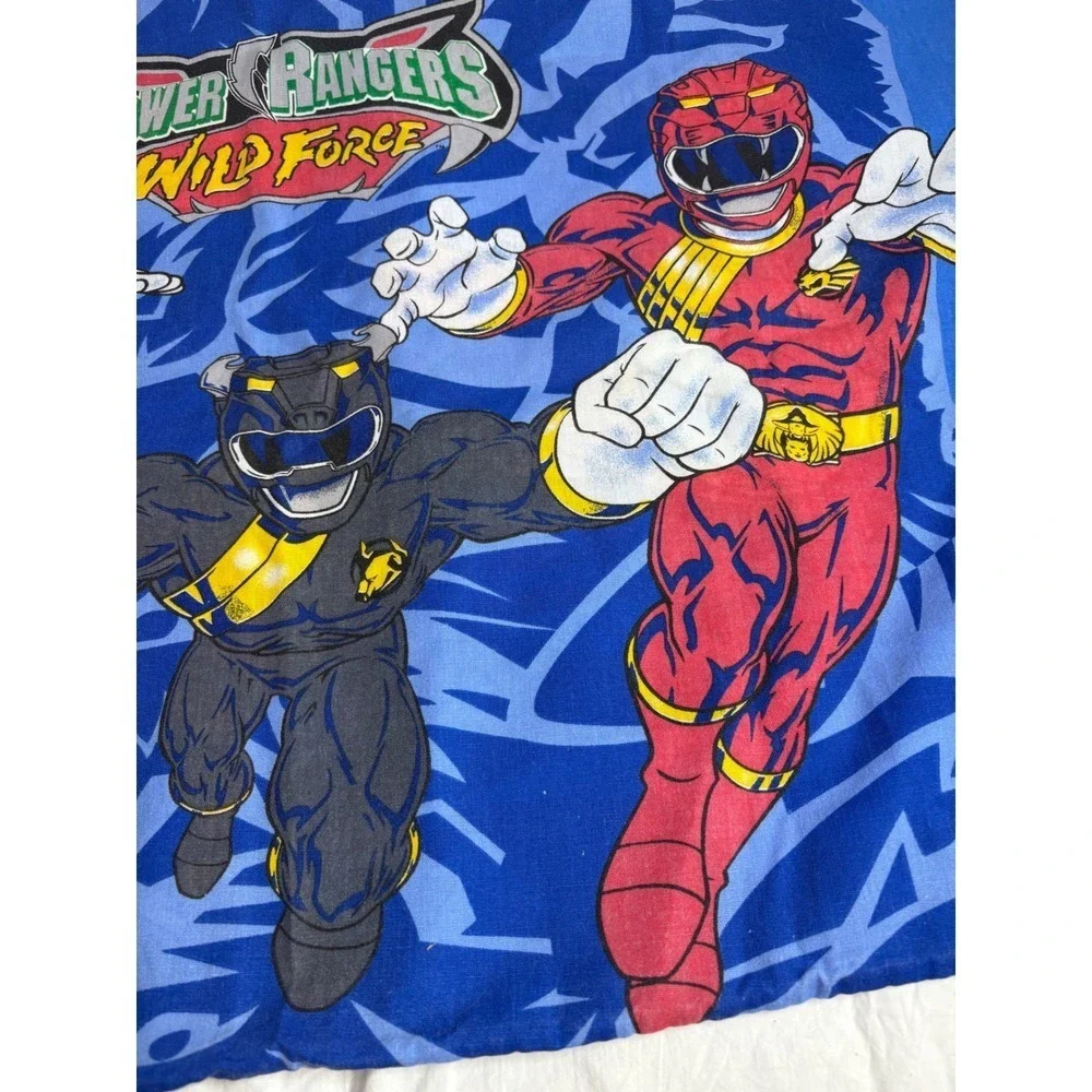 Power Rangers Wild Force dive into